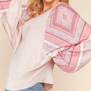 New Raglan Sleeve Pink Paisley Knit Top Romantic